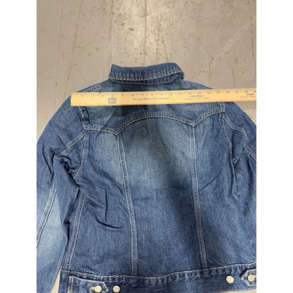 Classic Medium Wash Denim Trucker Jacket Button Front Blue Jean Coat - Picture 5 of 8